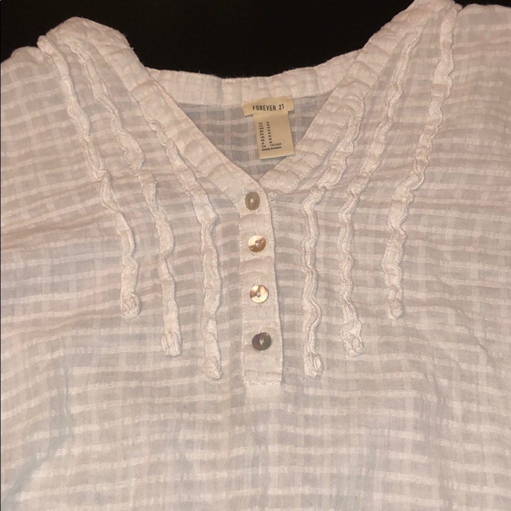 Shirt - Picture 3 of 4